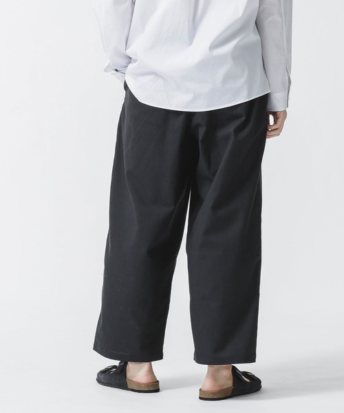 NANO universe(ナノユニバース)の「リネン混ワイドイージースラックス(スラックス・メンズ・ネイビー/ブラック/ベージュ・S/M/L)」の11枚目の写真