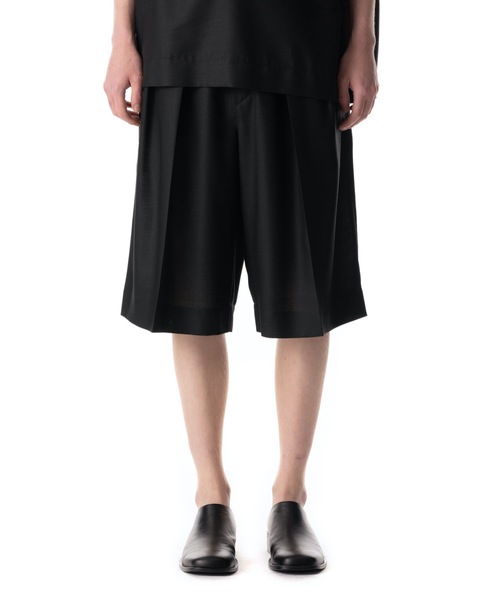 KAZUYUKI KUMAGAI ATTACHMENT(カズユキクマガイアタッチメント)の「SUPER120S PEサージ タックワイド ショーツ(その他パンツ・メンズ・ブラック/オレンジ・3/2/1)」の15枚目の写真