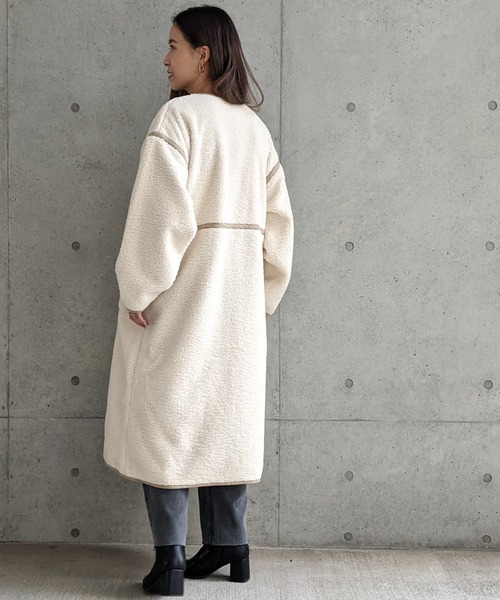Per sist ence（パーシエンス）の「Per sist ence/パーシエンス　ボアパイピング×フェイクムートン リバーシブルノーカラーコート（ノーカラーコート・レディース・ベージュ/アイボリー/モカ・FREE）」の9枚目の写真