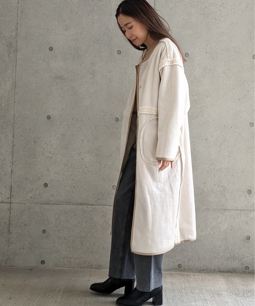 Per sist ence（パーシエンス）の「Per sist ence/パーシエンス　ボアパイピング×フェイクムートン リバーシブルノーカラーコート（ノーカラーコート・レディース・ベージュ/アイボリー/モカ・FREE）」の16枚目の写真