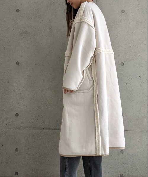 Per sist ence（パーシエンス）の「Per sist ence/パーシエンス　ボアパイピング×フェイクムートン リバーシブルノーカラーコート（ノーカラーコート・レディース・ベージュ/アイボリー/モカ・FREE）」の18枚目の写真