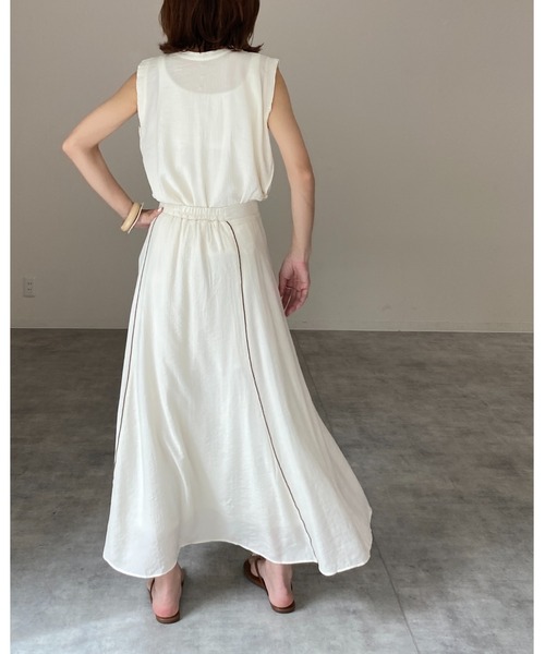 She's Closet(シーズクローゼット)の「配色パイピングフレアロングマーメイドスカート(スカート・レディース・ベージュ/オリーブ/アイボリー・FREE)」の14枚目の写真
