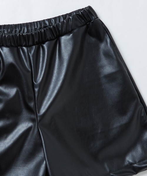 SIDEWAY STANCE（サイドウェイスタンス）の「【SIDEWAY STANCE】 ワイドシルエット バギー レザー ショートパンツ（その他パンツ・メンズ・ブラック・MEDIUM/LARGE）」の11枚目の写真