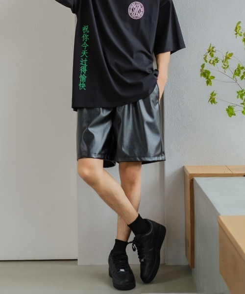 SIDEWAY STANCE（サイドウェイスタンス）の「【SIDEWAY STANCE】 ワイドシルエット バギー レザー ショートパンツ（その他パンツ・メンズ・ブラック・MEDIUM/LARGE）」の13枚目の写真