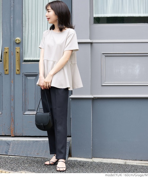 coca(coca)(コカ)の「【長さ選べる】シワにならないショート丈ぺプラムトップス(Tシャツ/カットソー・レディース・ネイビー/グレー系その他・M/L)」の4枚目の写真