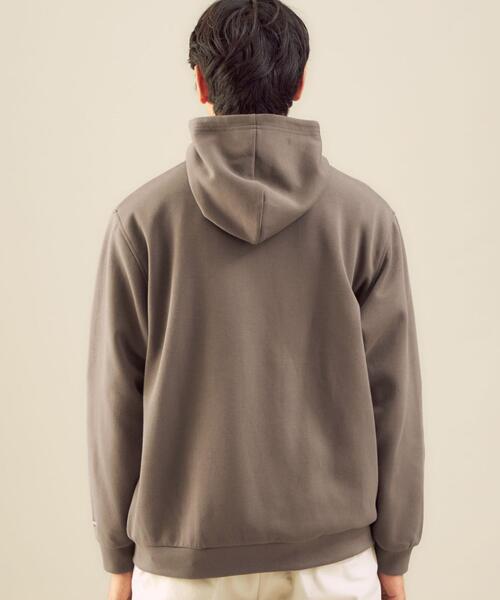 Gramicci（グラミチ）の「OLT【別注】＜GRAMICCI ＞ ダンボール ジップ フーディー パーカー（パーカー・メンズ・ダークグリーン/ブラック/モカ・L/M/XL/S）」の7枚目の写真