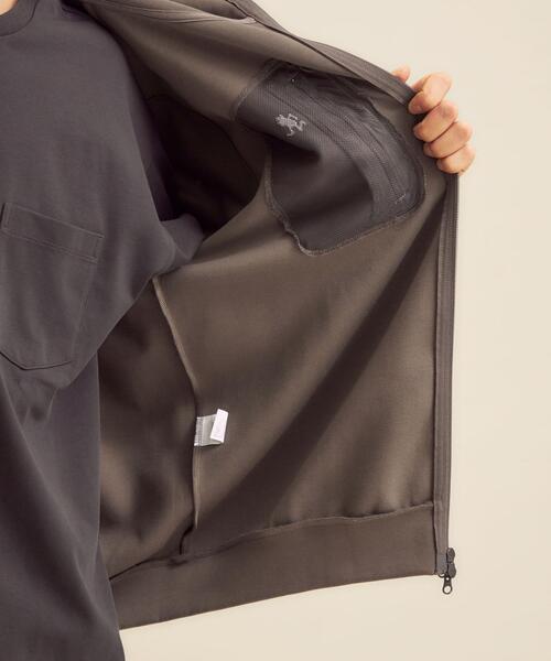 Gramicci（グラミチ）の「OLT【別注】＜GRAMICCI ＞ ダンボール ジップ フーディー パーカー（パーカー・メンズ・ダークグリーン/ブラック/モカ・L/M/XL/S）」の17枚目の写真