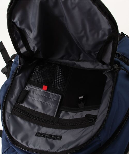 VICTORINOX(ビクトリノックス)の「【VICTRINOX】ビクトリノックス Vx Sport Cadet バックパック/リュック(バックパック/リュック・メンズ・ブルー・FREE)」の4枚目の写真