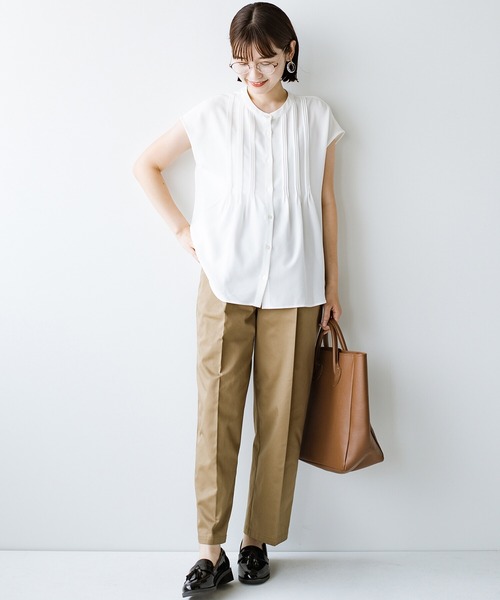 haco!（ハコ）の「メンズライクも上手に取り入れ！野暮ったく見えずに女っぽさを引き出す　あると便利な定番チノパンby who made me（チノパンツ・レディース・ベージュ・1/3/5/7）」の14枚目の写真