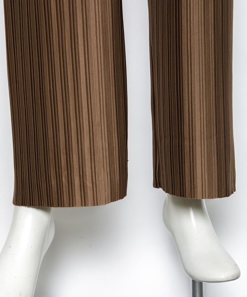 AS KNOW AS PINKY（アズノゥアズピンキー）の「ランダムプリーツワイドパンツ（その他パンツ・レディース・ブラック/モカ/グレイッシュベージュ/ライトカーキ・FREE）」の9枚目の写真