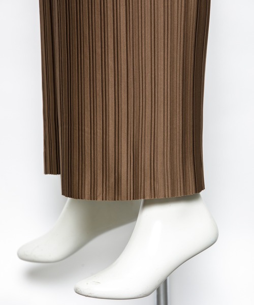 AS KNOW AS PINKY（アズノゥアズピンキー）の「ランダムプリーツワイドパンツ（その他パンツ・レディース・ブラック/モカ/グレイッシュベージュ/ライトカーキ・FREE）」の8枚目の写真