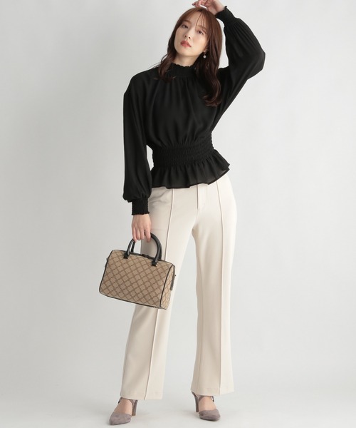 Andemiu(アンデミュウ)の「スリットフレアパンツ217172(スラックス・レディース・ブラック/ベージュ/アイボリー・SMALL/MEDIUM)」の9枚目の写真