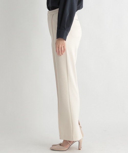 Andemiu(アンデミュウ)の「スリットフレアパンツ217172(スラックス・レディース・ブラック/ベージュ/アイボリー・SMALL/MEDIUM)」の14枚目の写真