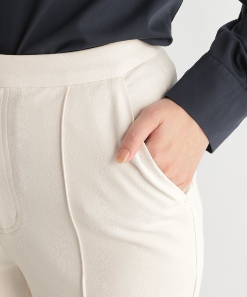 Andemiu(アンデミュウ)の「スリットフレアパンツ217172(スラックス・レディース・ブラック/ベージュ/アイボリー・SMALL/MEDIUM)」の20枚目の写真