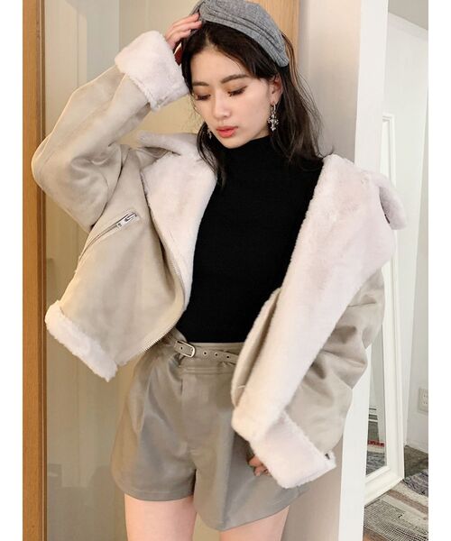 GYDA（ジェイダ）の「ウエストベルトフェイクレザーショーパン（その他パンツ・レディース・ベージュ/ブラック・FREE）」の20枚目の写真