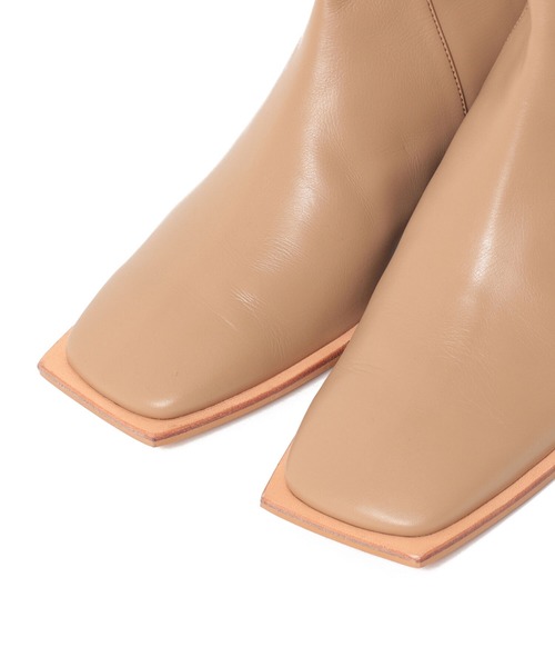 Ray BEAMS（レイビームス）の「RBS / スリット ブーツ（ブーツ・レディース・オフホワイト/ブラック・35/36/37/38/39）」の3枚目の写真