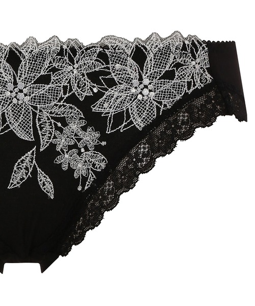 Triumph(トリンプ)の「天使のブラ 魔法のハリ感536 レギュラーショーツTR536 Hikini(ショーツ・レディース・ブラック/ブラウン/オレンジ/グリーン・M/L)」の5枚目の写真