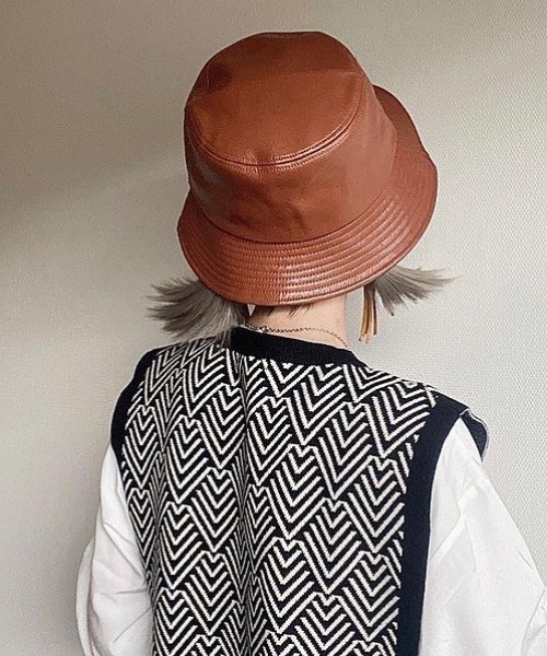 Ruben（ルーベン）の「FAUX LEATHER BUCKETHAT/フェイクレザーバケットハット（ハット・レディース・キャメル/アイボリー/ブラック・FREE）」の16枚目の写真