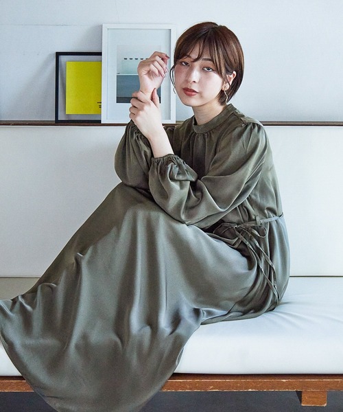 mysty woman（ミスティウーマン）の「【カラバリ豊富】クラシカルレディワンピ 254761（ワンピース・レディース・ホワイト系その他/ブラウン系その他/ブラウン系その他2/ライトベージュ/ベージュ系その他/カーキ/サックスブルー/ピンク系・FREE）」の14枚目の写真