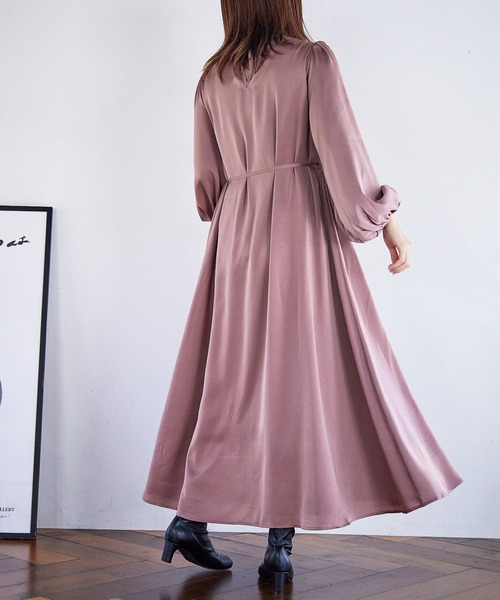 mysty woman（ミスティウーマン）の「【カラバリ豊富】クラシカルレディワンピ 254761（ワンピース・レディース・ホワイト系その他/ブラウン系その他/ブラウン系その他2/ライトベージュ/ベージュ系その他/カーキ/サックスブルー/ピンク系・FREE）」の15枚目の写真