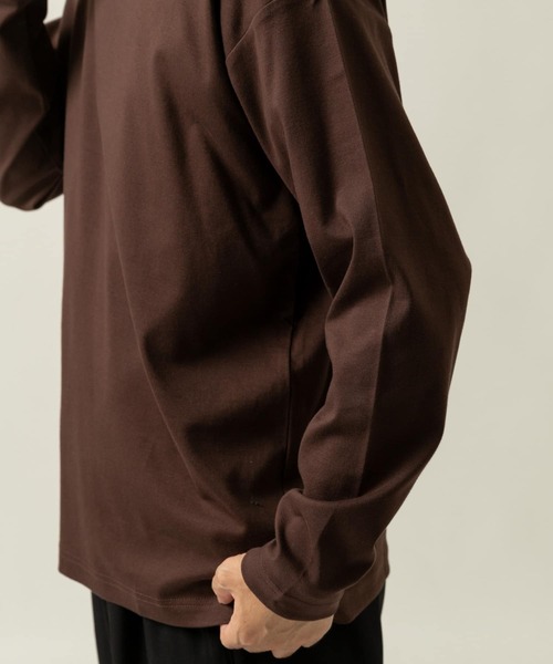 ITEMS URBANRESEARCH(アイテムズ アーバンリサーチ)の「コットンスムース モックネック長袖カットソー(Tシャツ/カットソー・メンズ・ダークブラウン/ブラック/ホワイト・MEDIUM/LARGE)」の11枚目の写真