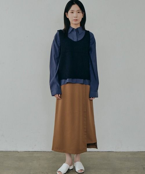 ALAND（エーランド）の「3.3Field Trip／Vネック KNIT VEST　2239058（ベスト・レディース・ネイビー/イエロー/アイボリー・FREE）」の5枚目の写真