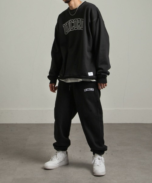 UNCORD(アンコード)の「【UNCORD】90'sルーズシルエット刺繍デザインヘビーウェイトスウェット【12oz】(スウェット・メンズ・ネイビー/グレイッシュベージュ/杢グレー/ブラック/カーキ/オートミール・X-LARGE/LARGE/MEDIUM)」の11枚目の写真
