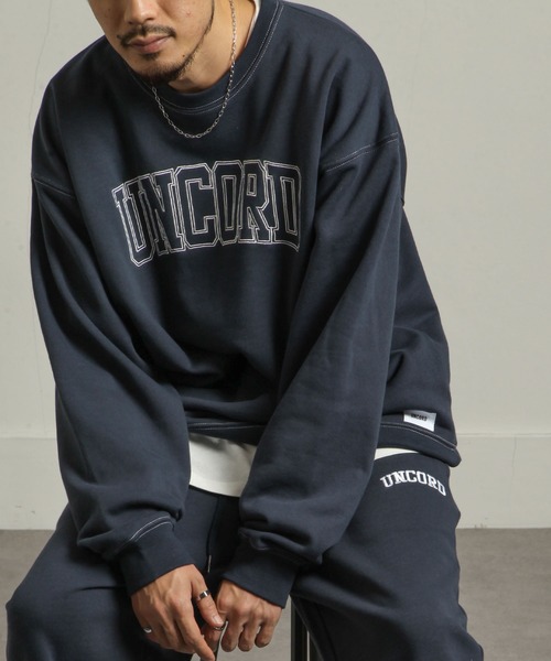 UNCORD(アンコード)の「【UNCORD】90'sルーズシルエット刺繍デザインヘビーウェイトスウェット【12oz】(スウェット・メンズ・ネイビー/グレイッシュベージュ/杢グレー/ブラック/カーキ/オートミール・X-LARGE/LARGE/MEDIUM)」の22枚目の写真