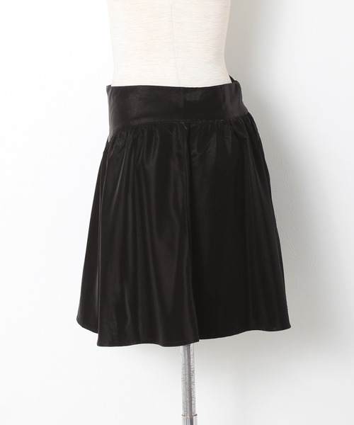 Grandeir（グランディール）の「シャイニー フレア ミニスカート（スカート・レディース・ブラック/ブラウン・M）」の4枚目の写真