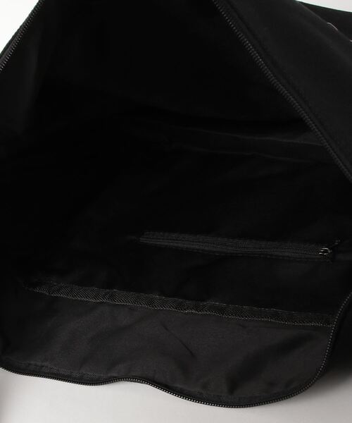JOHN'S CLOSET（ジョンズクローゼット）の「【40】2WAYショルダーバック（ショルダーバッグ・メンズ・ホワイト/ブラック・ONE SIZE）」の4枚目の写真