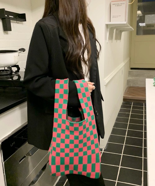 yuue' ( wear )（ユーイ）の「フラッガーチェック サブバッグ（エコバッグ/サブバッグ・レディース・ブラック/ピンク/イエロー/ブルー/グリーン・FREE）」の5枚目の写真