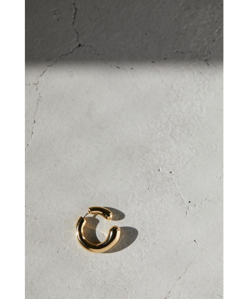 STYLEMIXER(スタイルミキサー)の「キャッチラインハーフピアス(ピアス(両耳用)・レディース・シルバー/ゴールド・FREE)」の5枚目の写真