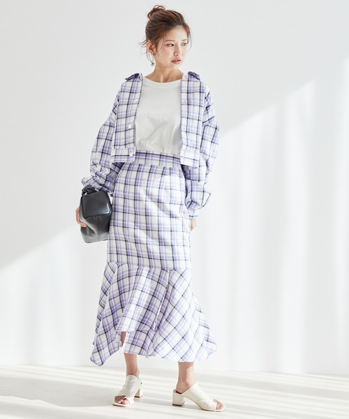 vis-`a-vis（ビサビ）の「【一部店舗限定】チェック柄イレヘムマーメイドスカート【セットアップ対応】（スカート・レディース・ラベンダー/ブラック系その他・S/M）」の9枚目の写真