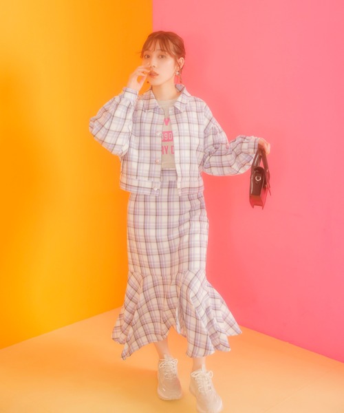 vis-`a-vis（ビサビ）の「【一部店舗限定】チェック柄イレヘムマーメイドスカート【セットアップ対応】（スカート・レディース・ラベンダー/ブラック系その他・S/M）」の15枚目の写真