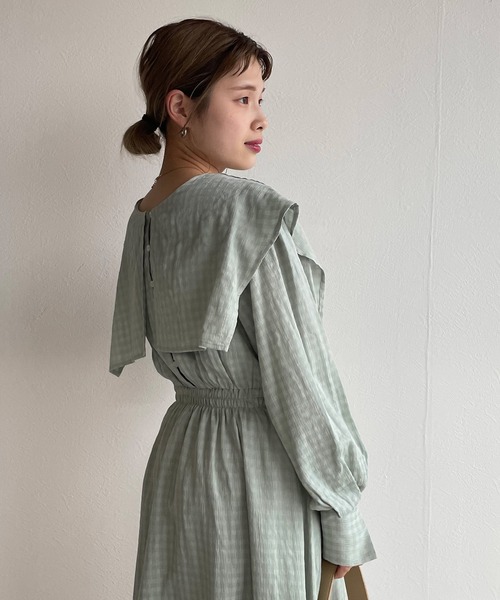 w closet（ダブルクローゼット）の「織りチェックBIGセーラー衿ワンピース（ワンピース・レディース・パープル/ミント・FREE）」の7枚目の写真