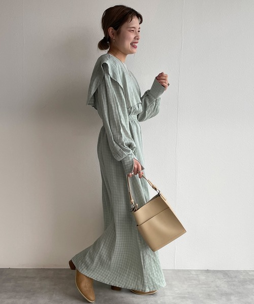 w closet（ダブルクローゼット）の「織りチェックBIGセーラー衿ワンピース（ワンピース・レディース・パープル/ミント・FREE）」の9枚目の写真