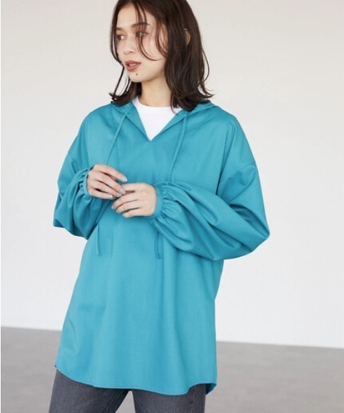 Green　Parks（グリーンパークス）の「ビエラフード付チュニック＊＊（シャツ/ブラウス・レディース・ブルー/ライトベージュ・FREE）」の2枚目の写真