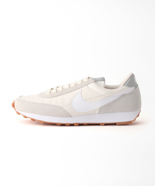 NIKE（ナイキ）の「■■【NIKE/ナイキ】ウィメンズデイブレイク：スニーカー（スニーカー・レディース・ホワイト・24cm/24.5cm/22.5cm/25cm/23.5cm/23cm）」の7枚目の写真