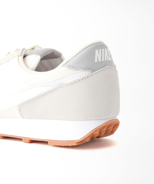 NIKE（ナイキ）の「■■【NIKE/ナイキ】ウィメンズデイブレイク：スニーカー（スニーカー・レディース・ホワイト・24cm/24.5cm/22.5cm/25cm/23.5cm/23cm）」の10枚目の写真