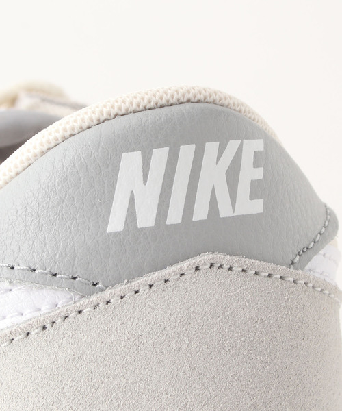 NIKE（ナイキ）の「■■【NIKE/ナイキ】ウィメンズデイブレイク：スニーカー（スニーカー・レディース・ホワイト・24cm/24.5cm/22.5cm/25cm/23.5cm/23cm）」の2枚目の写真
