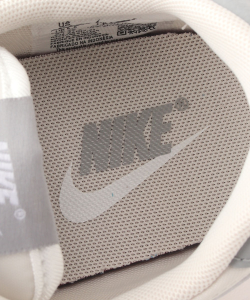 NIKE（ナイキ）の「■■【NIKE/ナイキ】ウィメンズデイブレイク：スニーカー（スニーカー・レディース・ホワイト・24cm/24.5cm/22.5cm/25cm/23.5cm/23cm）」の3枚目の写真