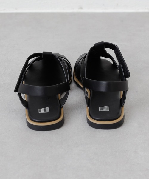 COLONY 2139（コロニートゥーワンスリーナイン）の「グルカフラットサンダル（サンダル・レディース・ブラック・24.5/22.5/23.5）」の7枚目の写真