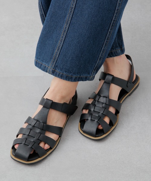 COLONY 2139（コロニートゥーワンスリーナイン）の「グルカフラットサンダル（サンダル・レディース・ブラック・24.5/22.5/23.5）」の14枚目の写真