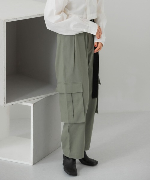 KBF（ケイビーエフ）の「ベルト付きカーゴパンツ（その他パンツ・レディース・カーキ/グリーン系その他/アイボリー・ONE）」の17枚目の写真
