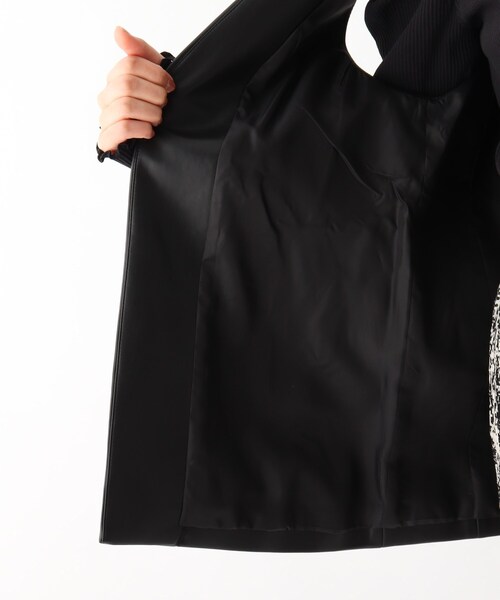 OPAQUE.CLIP（オペークドットクリップ）の「◆シンセティックレザーベスト（ノーカラージャケット・レディース・ブラック/オフホワイト・40/38）」の9枚目の写真