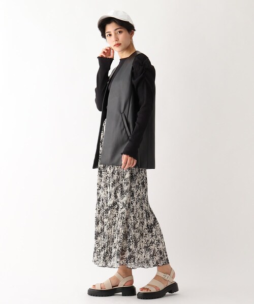 OPAQUE.CLIP（オペークドットクリップ）の「◆シンセティックレザーベスト（ノーカラージャケット・レディース・ブラック/オフホワイト・40/38）」の15枚目の写真