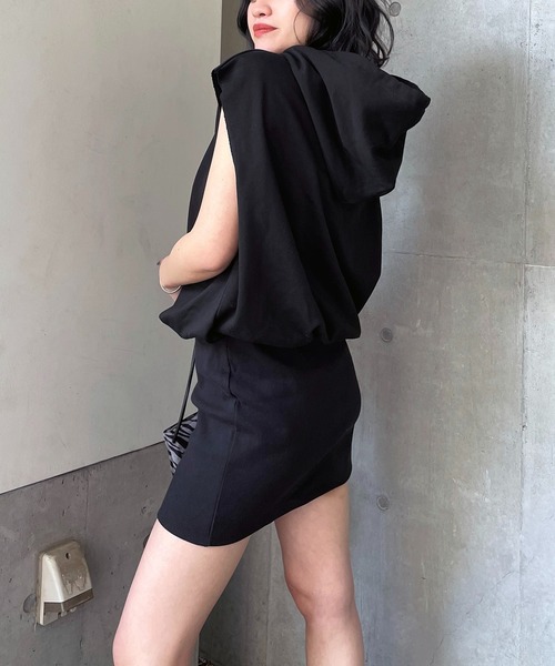 SPIRALGIRL（スパイラルガール）の「ビッグドルマンフレンチスリーブパーカーワンピース（ワンピース・レディース・オフホワイト/グレー/ブラック・FREE）」の8枚目の写真