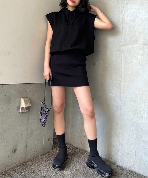 SPIRALGIRL（スパイラルガール）の「ビッグドルマンフレンチスリーブパーカーワンピース（ワンピース・レディース・オフホワイト/グレー/ブラック・FREE）」の9枚目の写真