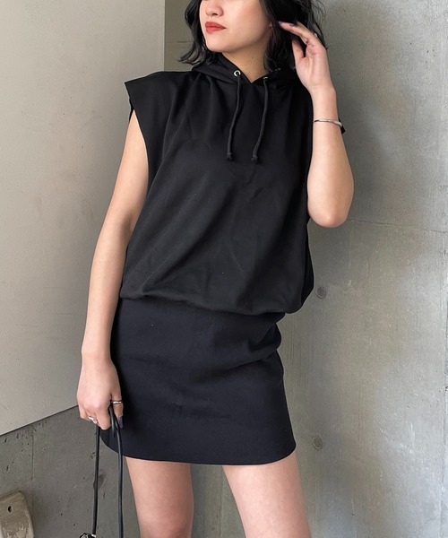 SPIRALGIRL（スパイラルガール）の「ビッグドルマンフレンチスリーブパーカーワンピース（ワンピース・レディース・オフホワイト/グレー/ブラック・FREE）」の10枚目の写真