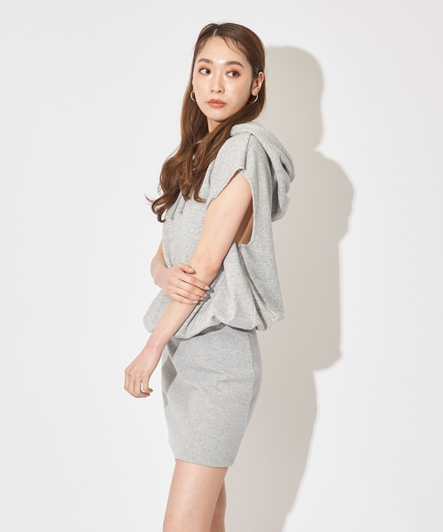 SPIRALGIRL（スパイラルガール）の「ビッグドルマンフレンチスリーブパーカーワンピース（ワンピース・レディース・オフホワイト/グレー/ブラック・FREE）」の16枚目の写真